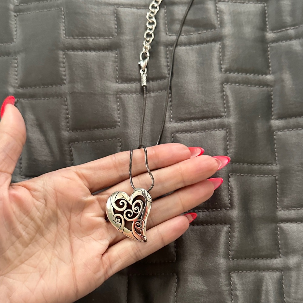 Elegant Silver Heart Pendant Necklace